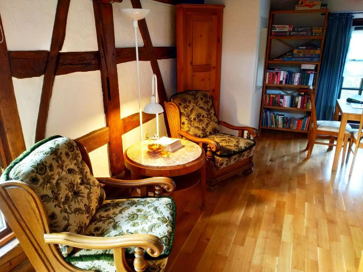 Ferienhaus Marre - Mit Grill, Feuerstelle Und Gartensauna Waldbrunn  Luaran gambar